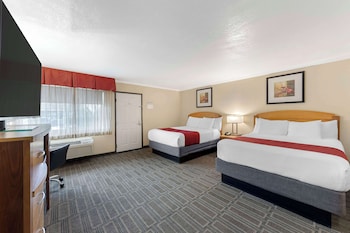 Standard Room, 2 Queen Beds, Non Smoking, Refrigerator & Microwave