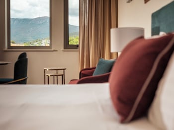 King Room - Mountain View