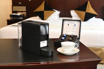 Executive Floor Deluxe Triple Room, No Smoking (Higher Floor, Breakfast & Executive Lounge Access)