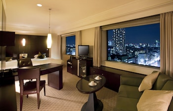 Executive Floor Deluxe Triple Room, No Smoking (Higher Floor, Breakfast & Executive Lounge Access)