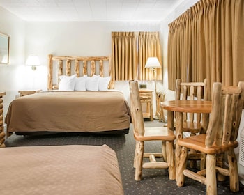 Deluxe Suite, 1 Bedroom, Balcony, Island/Beach/Lake View