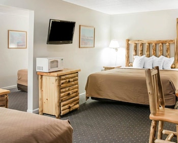 Deluxe Suite, 1 Bedroom, Balcony, Island/Beach/Lake View