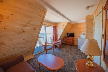 Deluxe Room, 2 Double Beds, Balcony, Island/Beach/Lake View
