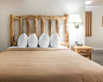 Deluxe Suite, 1 Bedroom, Balcony, Island/Beach/Lake View