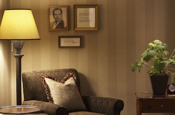 Signature King Room