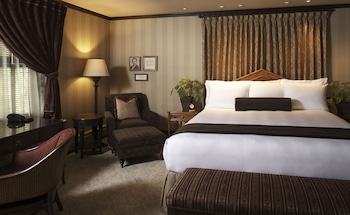 Signature King Room