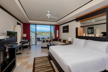 Laguna Grand Room