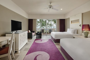 Laguna Beachside Twin Room