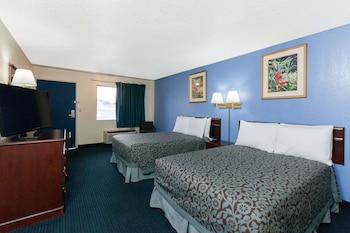 Double Room, Smoking