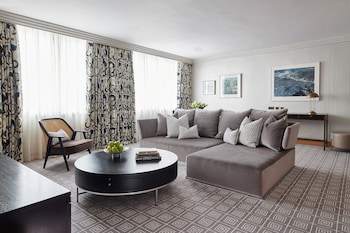 Luxury Suite, 1 King Bed