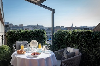 Suite, Terrace