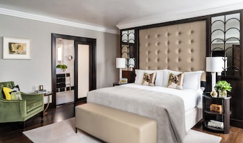 Suite, 1 King Bed (The P.V. Doyle)