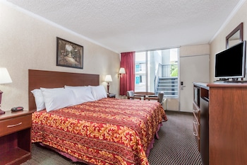 Standard Room, 1 King Bed, Non Smoking