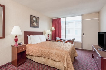 Standard Room, 1 King Bed, Non Smoking