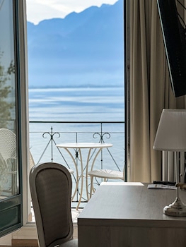 Deluxe Double Room, Balcony, Lake View