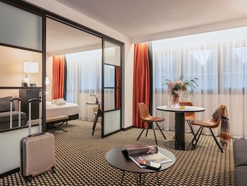 Family Suite - 1 King Size Bed and 1 Sofa Bed - Superior Floor