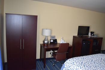 Room, 1 Queen Bed, Accessible, Non Smoking (Mobility)