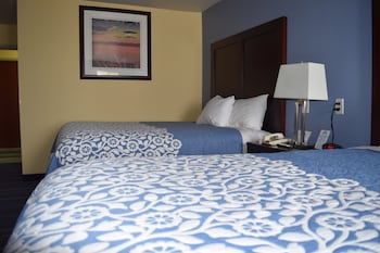 Room, 2 Queen Beds, Accessible, Non Smoking (Mobility Accessible)