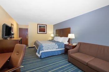 Standard Room, 1 Queen Bed