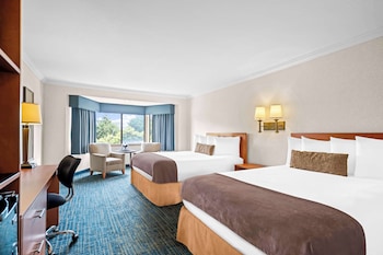 Standard Room, 2 Queen Beds, Non Smoking, Refrigerator & Microwave