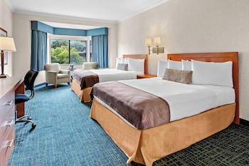 Standard Room, 2 Queen Beds, Non Smoking, Refrigerator & Microwave