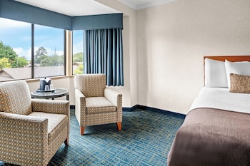 Standard Room, 2 Queen Beds, Non Smoking, Refrigerator & Microwave