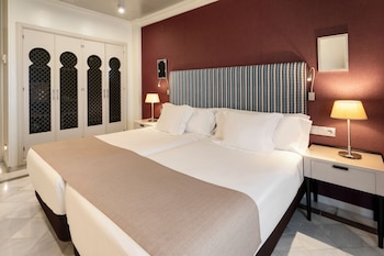 Vincci room with parking