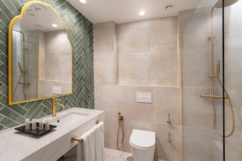 Connecting Rooms