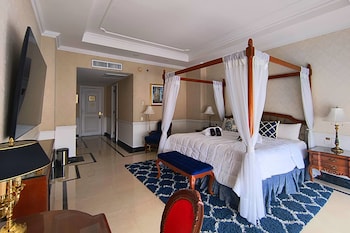 Junior Suite, 1 King Bed, Zocalo View