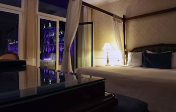 Master Suite Zocalo View