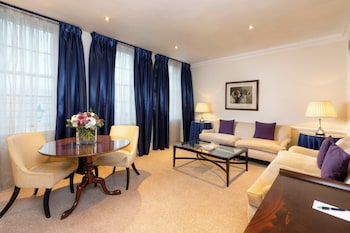 1 Bedroom Suite