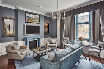 Grosvenor Suite