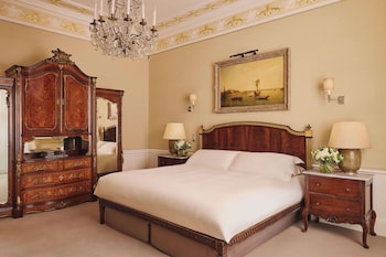 Sutherland Suite