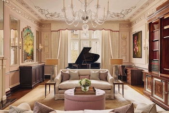 Sutherland Suite