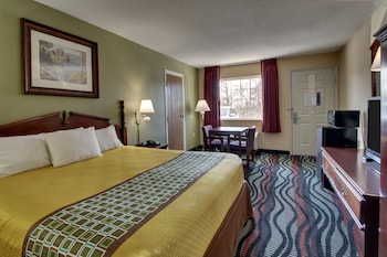 Superior King Bed Non-Smoking ( Ground Level)