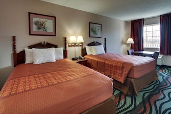 Deluxe Double Queen Bed Non-Smoking (Elevator Accessible)