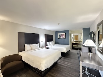 2 Queen Beds, Studio, Non-Smoking