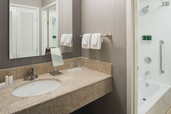 Room, 2 Double Beds, Accessible (Mobility Tub)