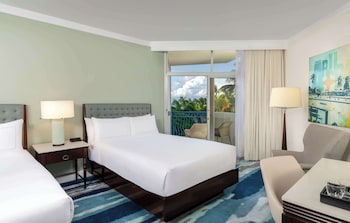Room, 2 Double Beds, Partial Ocean View