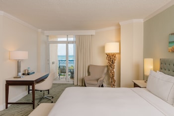 Room, 1 King Bed, Ocean View (Aruba Tower)