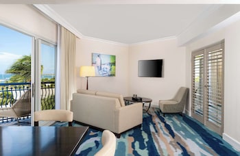 Suite, 1 King Bed