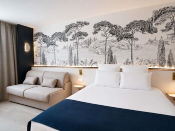 Privilege, Family Double Room, 1 Double Bed with Sofa bed