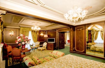 Imperial Suite