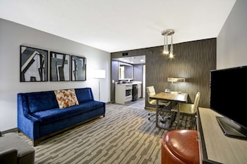 Room, 1 King Bed, Non Smoking