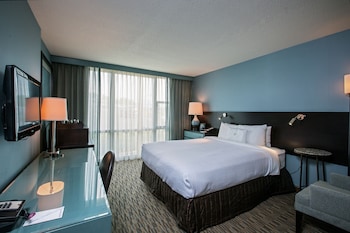 Standard Room, 1 Queen Bed, Accessible (Communications)