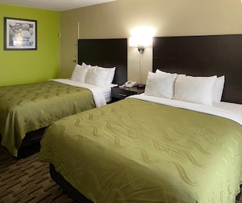 Room, 2 Queen Beds, Non Smoking