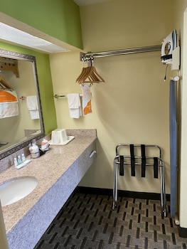 Room, 1 King Bed, Accessible, Non Smoking