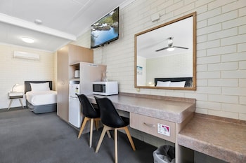 Standard Room, Multiple Beds, Non Smoking (Upgrade)