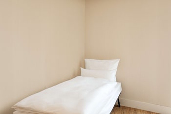 Superior Room (Extra Bed 2 adults + 1 child)