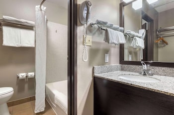 Standard Room, 2 Queen Beds, Non Smoking, Refrigerator & Microwave